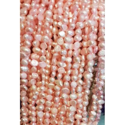 Zoetwaterparels - gekleurd - 4 mm - Roze - per streng